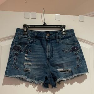Design Lab denim shorts size 26
